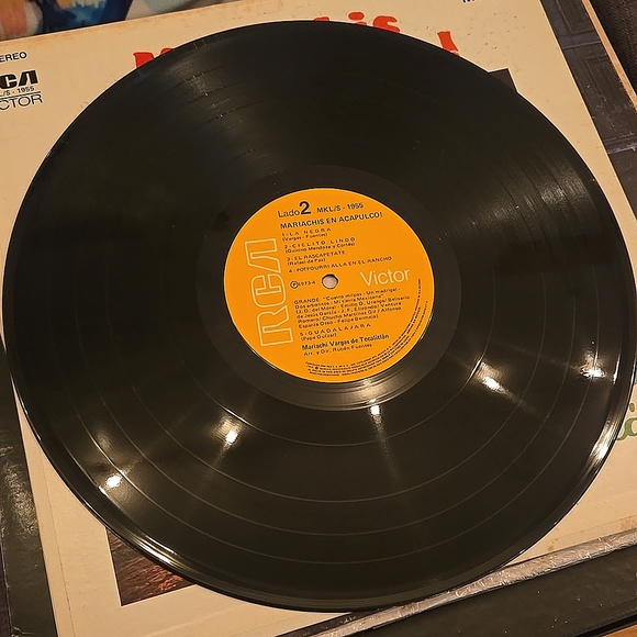 Mariachi Vargas De Tecalitlán – Mariachis En Acapulco! (RCA Victor – MKL/S 1955 - Picture 5 of 6